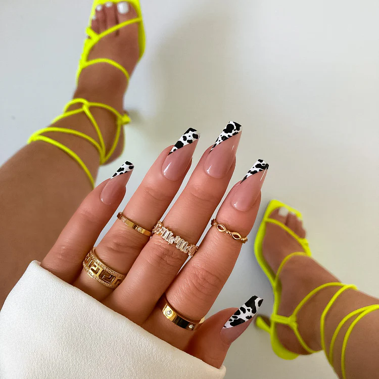 Moo out the way! - Image 2
